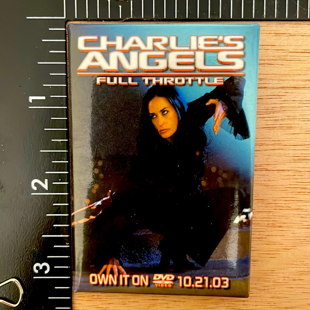 2003 Charlie’s Angels Full Throttle Collectors Pin Back Button